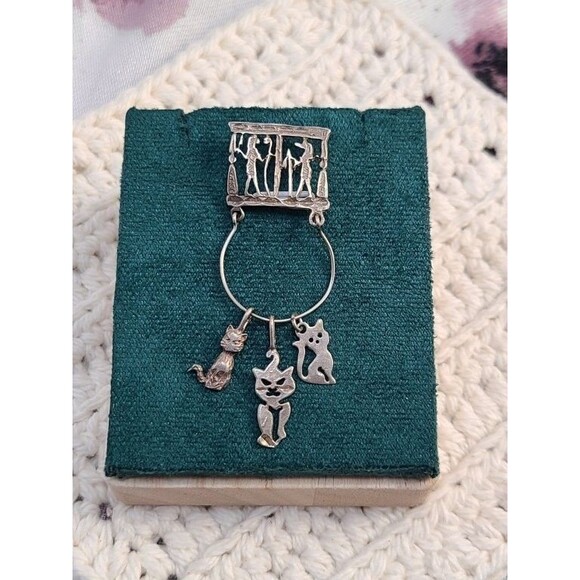 Sterling Silver Cat Charm Pendant 925 Whimsical Feline Jewelry for Pet Lovers - Picture 1 of 7